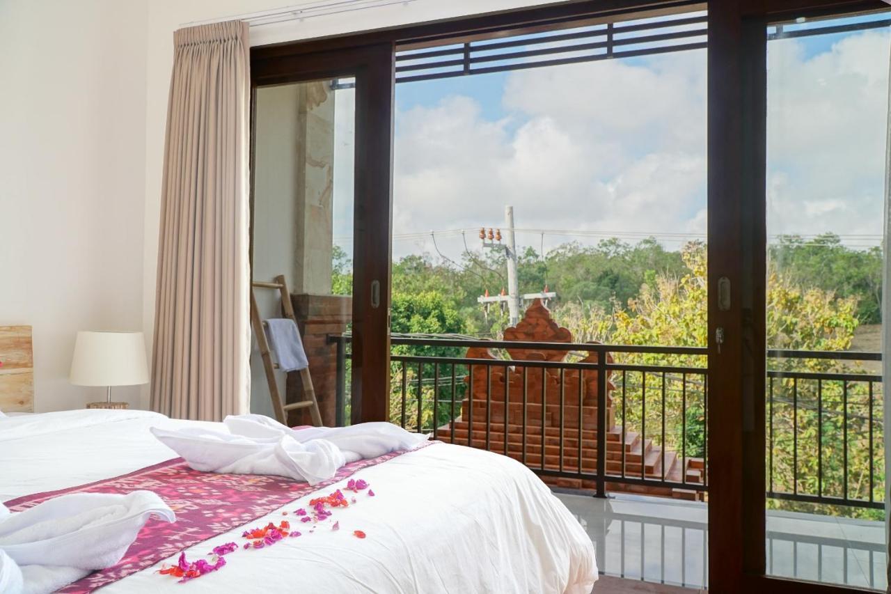 Seno Guesthouse & Cafe Uluwatu  Exterior photo