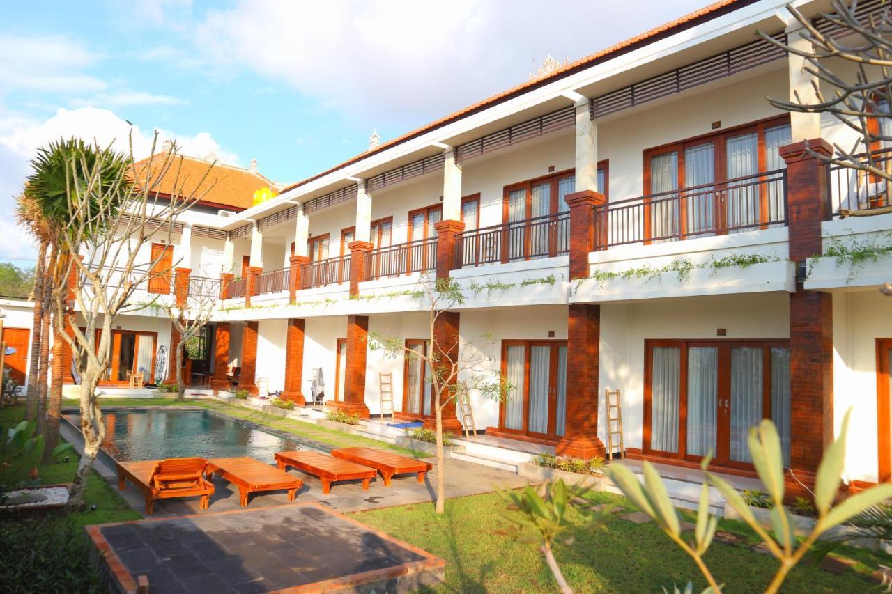 Seno Guesthouse & Cafe Uluwatu  Exterior photo