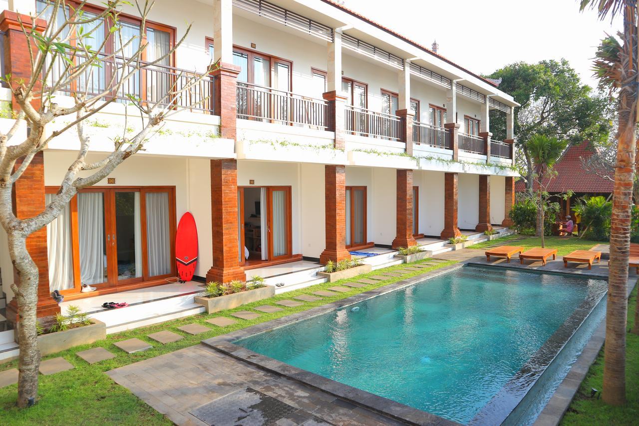 Seno Guesthouse & Cafe Uluwatu  Exterior photo